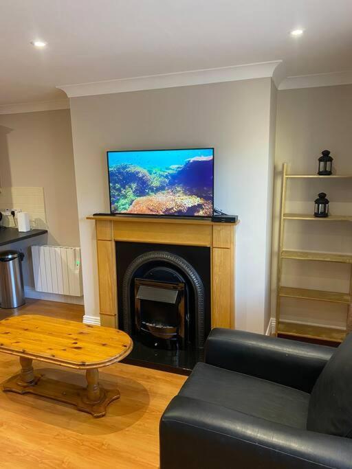 2 Bed Cosy Apartment In Heart Of Mullingar. Eksteriør bilde