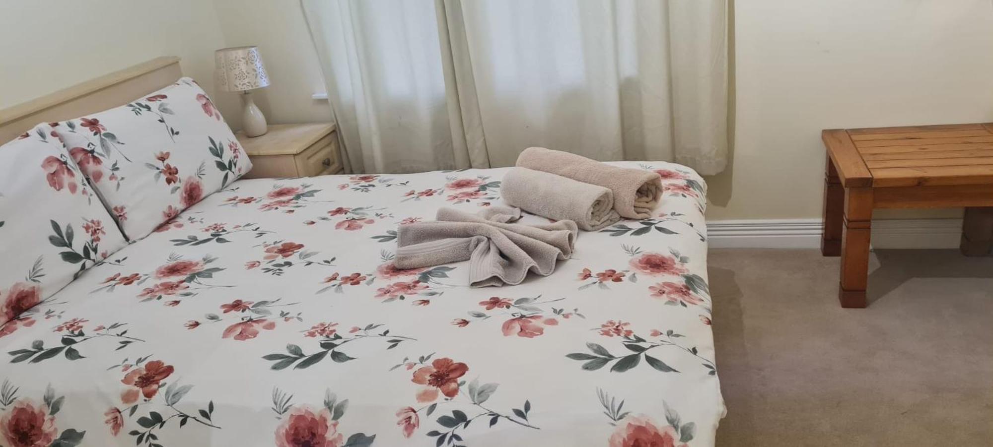 2 Bed Cosy Apartment In Heart Of Mullingar. Eksteriør bilde
